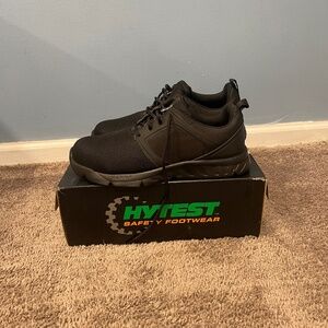 Men’s Hytest Safety Shoe size 10M BRANDNEW
